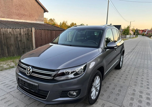 Volkswagen Tiguan cena 45900 przebieg: 189142, rok produkcji 2012 z Zwoleń małe 154